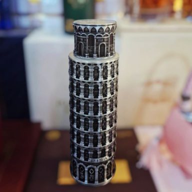 Pisa de Lattafa Pride 42€